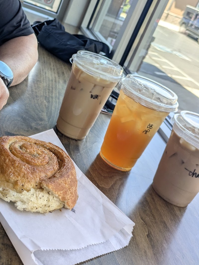 WildRoots Coffeehouse photo 2