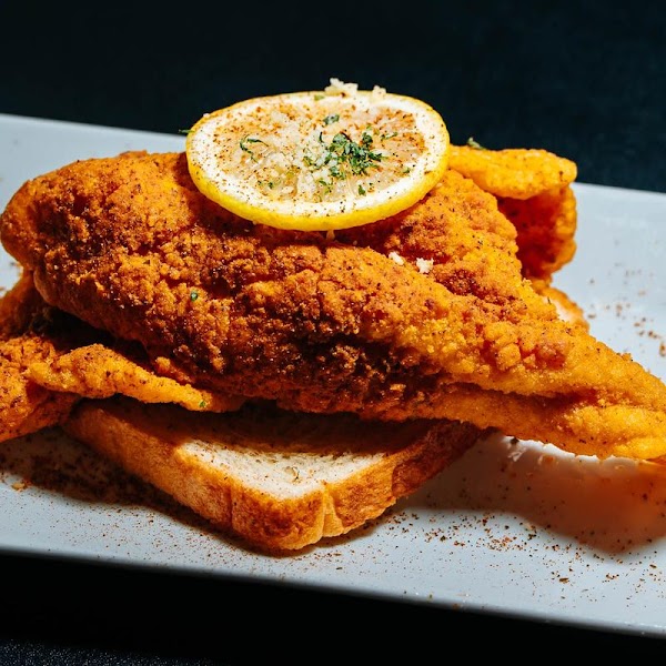 Photo by Dasha Barbour's @ E. Main