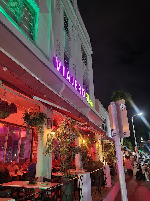 Swizzle Rum Bar & Drinkery fotoğraf 1