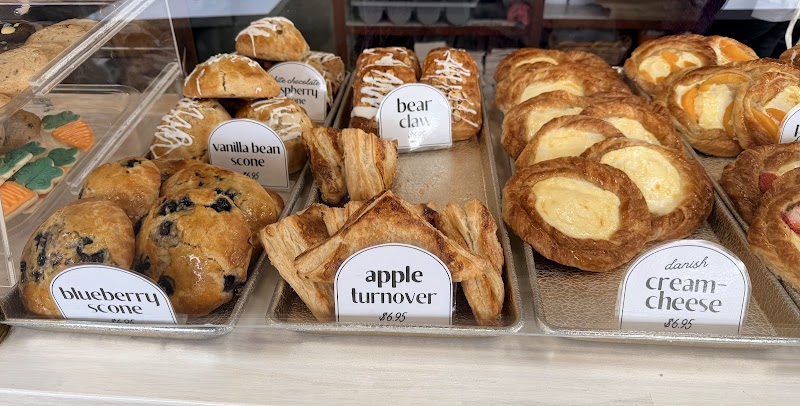 Paris Bakery Cafe photo 3