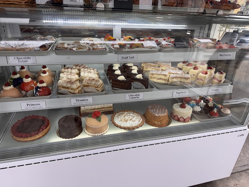 Paris Bakery Cafe photo 4