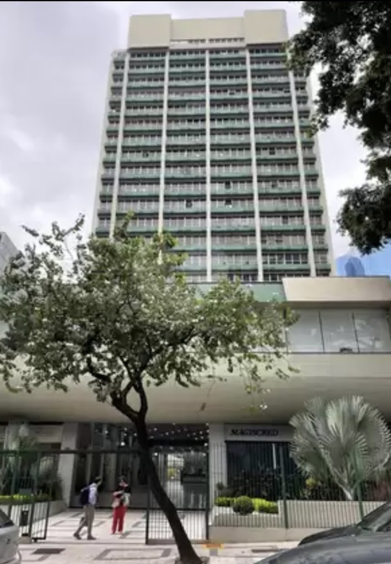 Dentista 24h - Centro SP - Urgências - Dr. Bruno Frison - CROSP 128.512