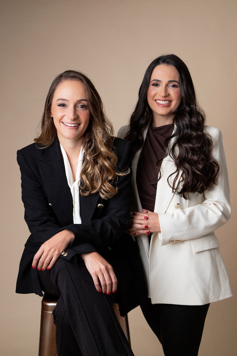 Sousa Fortes Odontologia | Implante Dentário | Facetas de Resina I HOF