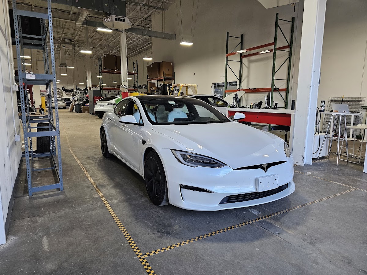 Tesla Raleigh photo 2