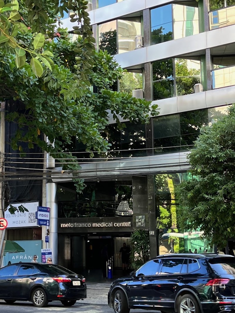 Foto de Dra Aline Furtado - Psiquiatra Clínica e Forense no Leblon (Rio de Janeiro) | Saúde Mental | RQE 51590