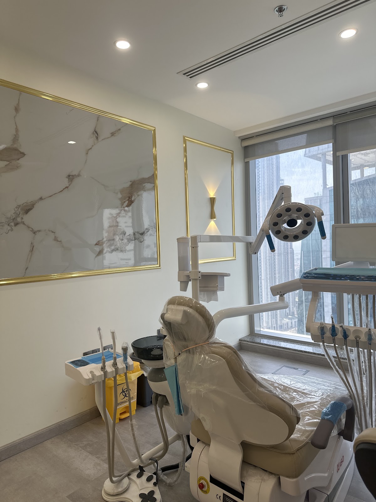 White Swan Dental Clinic - Business Bay, Dubai 2