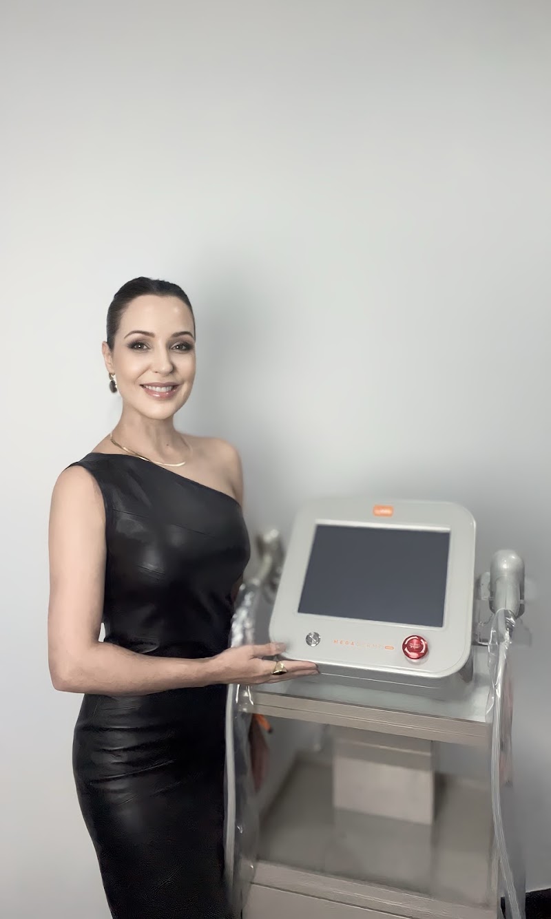 Clínica de Dermatologia - Spazio Derma - Dra Analu Stiegemaier