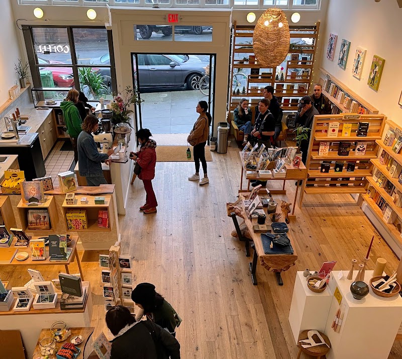 Black Bird Bookstore and Café photo 2