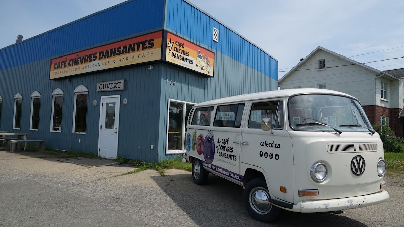 Café Chèvres Dansantes photo 2