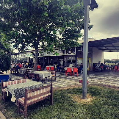 Tırtıl Cafe Aile Çay Bahçesi - Kafe