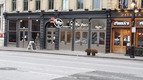 DOC CROW'S SOUTHERN SMOKEHOUSE exterior