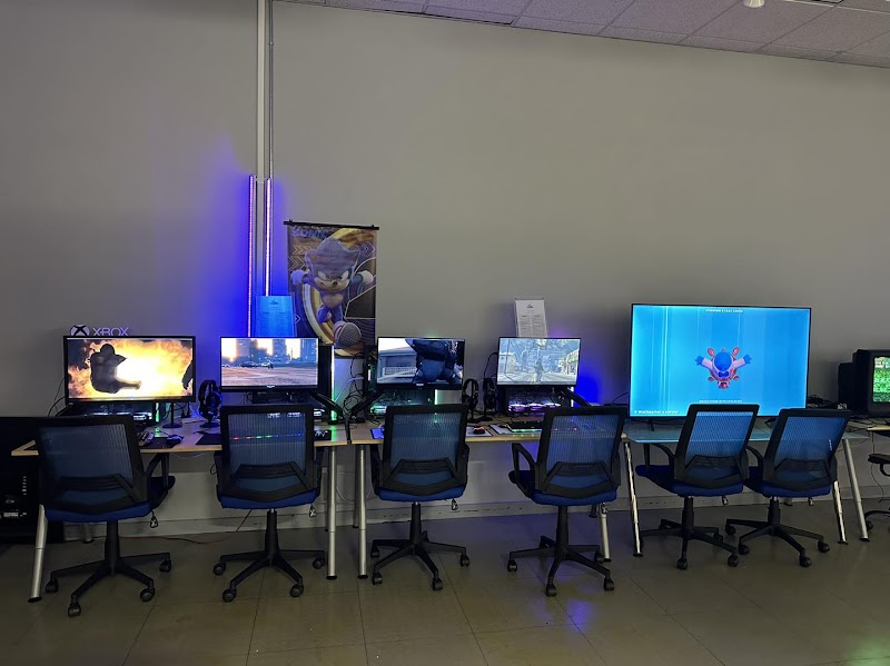 The Forge Social Gaming Center photo 8