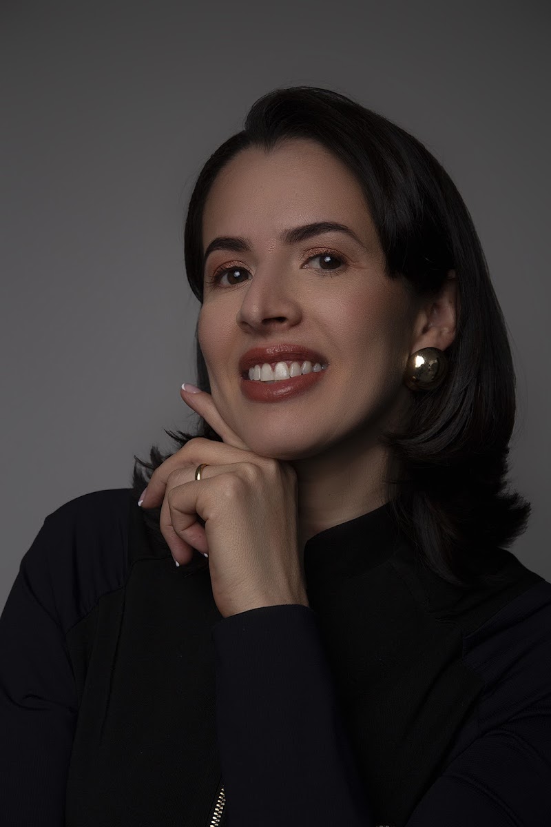 Dra. Alexsandra Silva | Dentista na Bela Vista