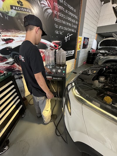 Foto de Zero Auto Soluções Automotivas – Oficina Mecânica em Curitiba