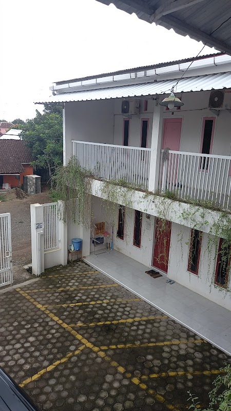 Kos Ziera Genteng