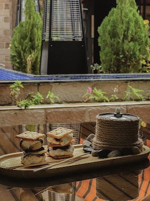 مقهى برود broad Cafe