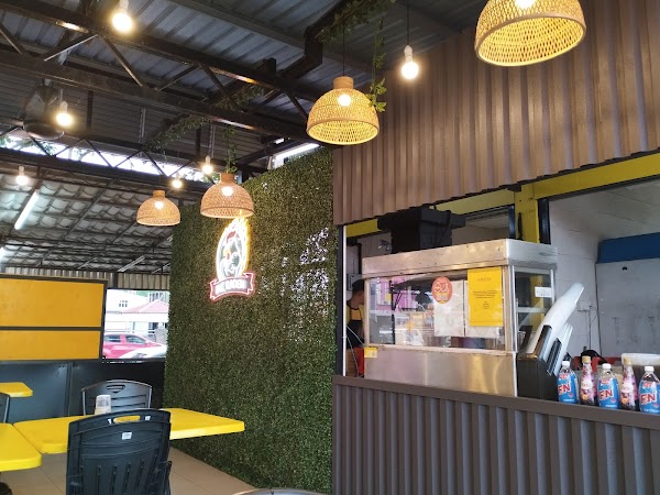 Ayam Gepuk Pak Raden Pendang