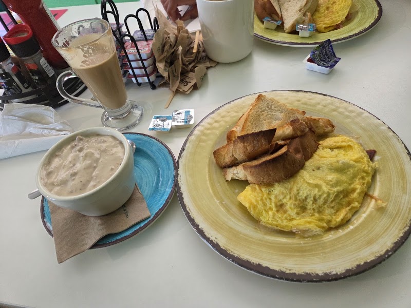 Midway Cafe & Coffee Bar photo 3