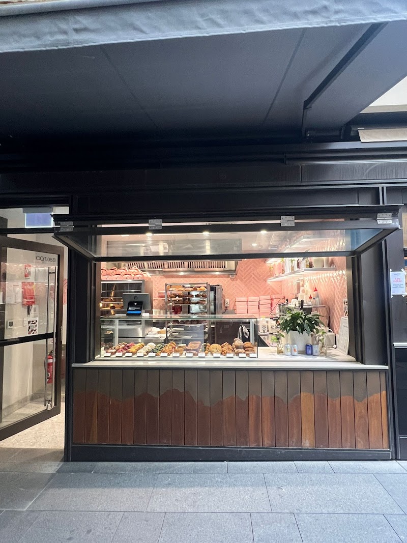 Lode Pies & Pastries Circular Quay