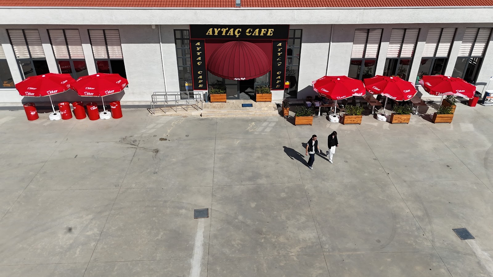 Yalova Üniversitesi Aytaç Cafe mekanı