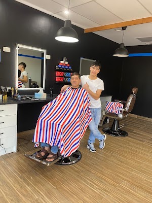 Shahi barber shop photo 2