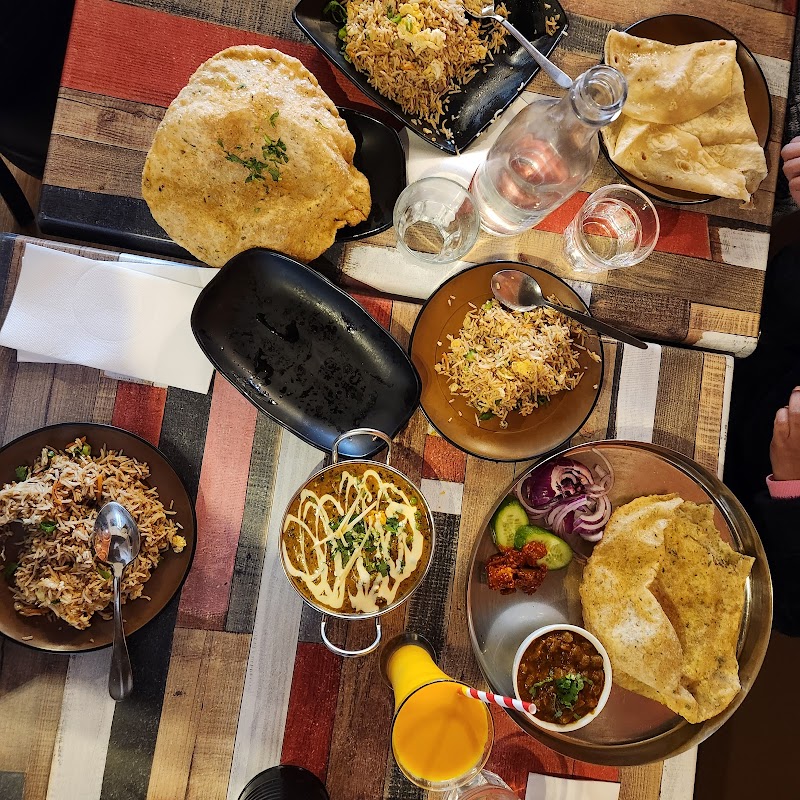 PAPA CURRY ,DOSA and BAR photo 4