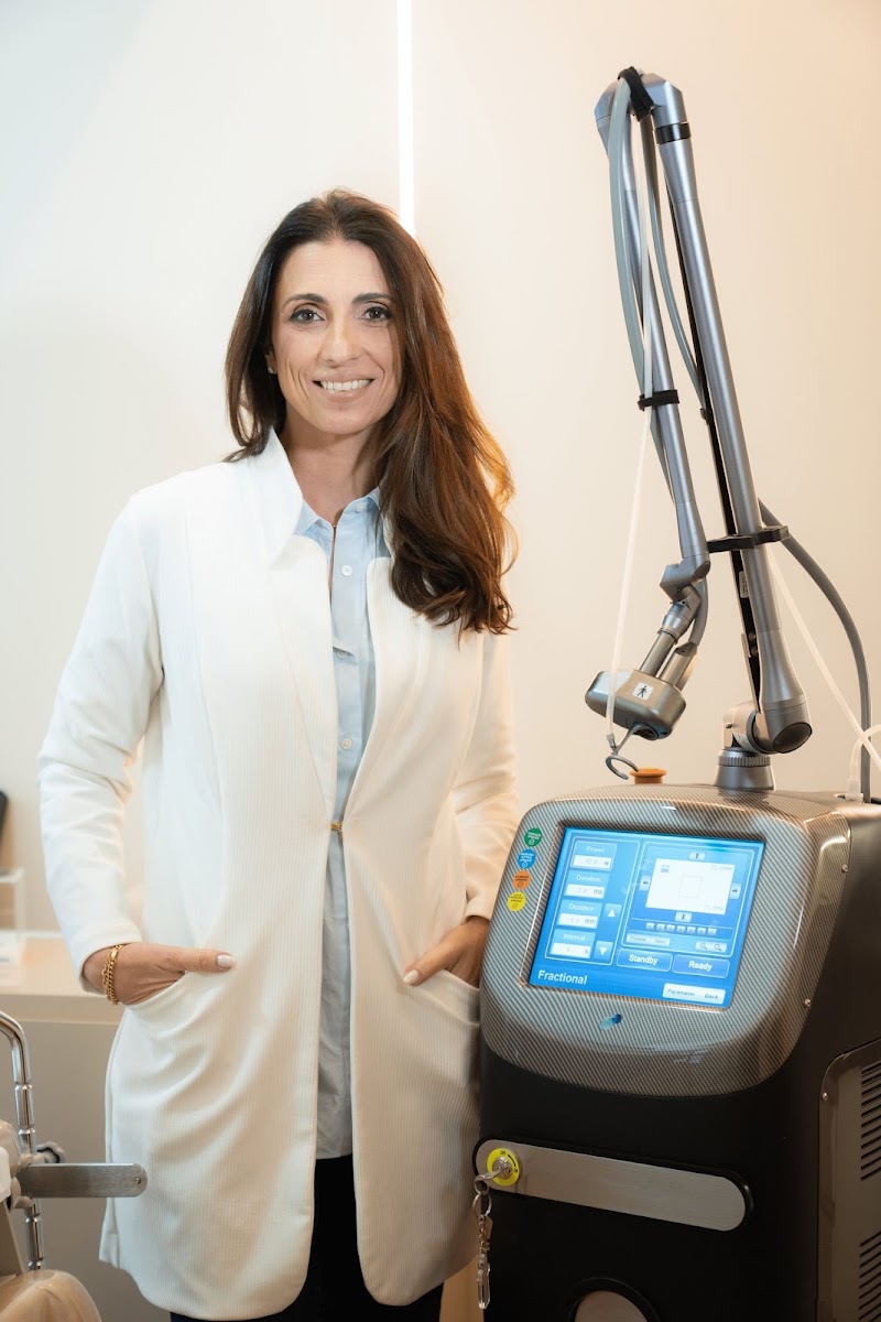 Dra. Camila Cambiaghi | Ginecologista e Obstetra