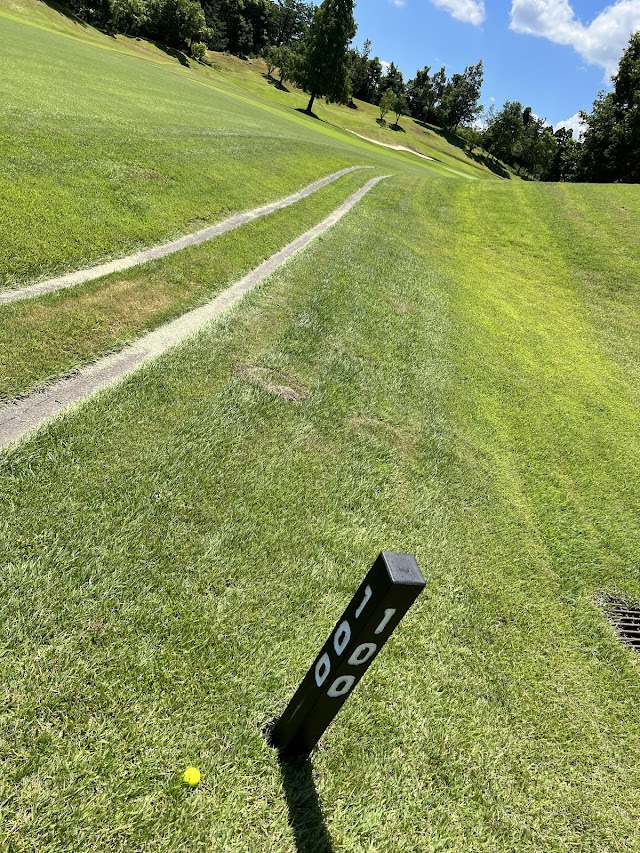 Takaoka Country Club - Photo 4