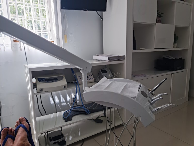 Consultório Dentário Dr Aloisio - foto 2