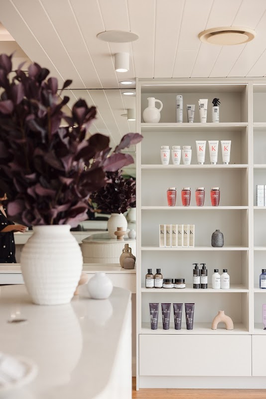 Sandy The Salon photo 1