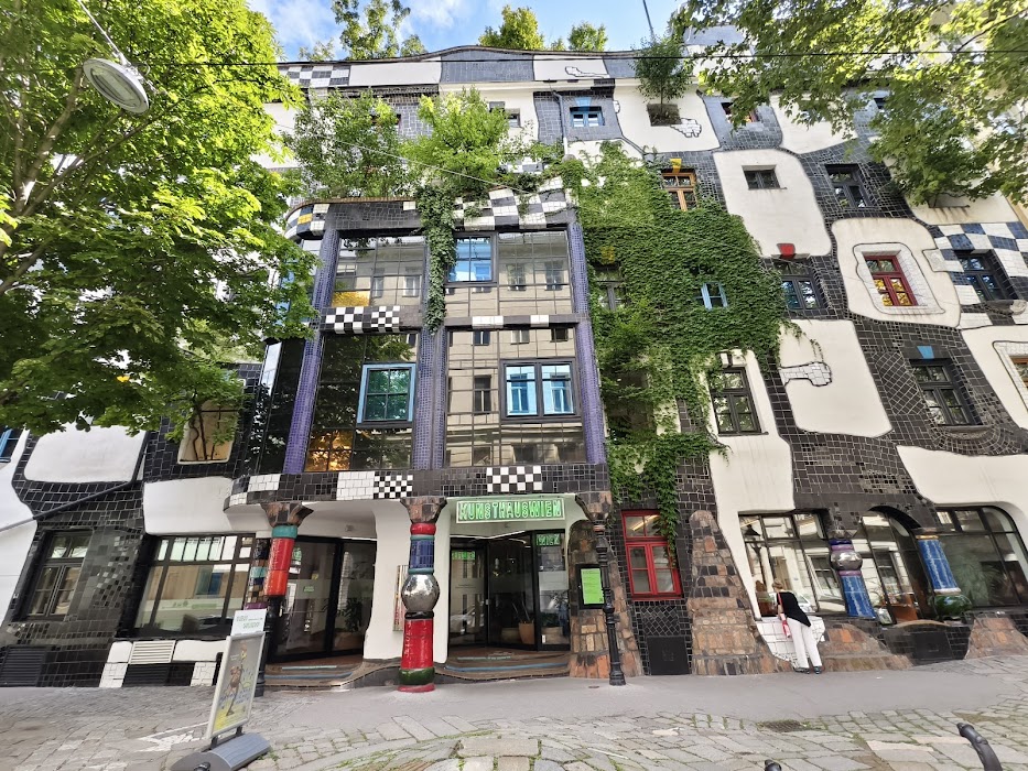 Kunst Haus Wien - Museum Hundertwasser fotoğraf 1