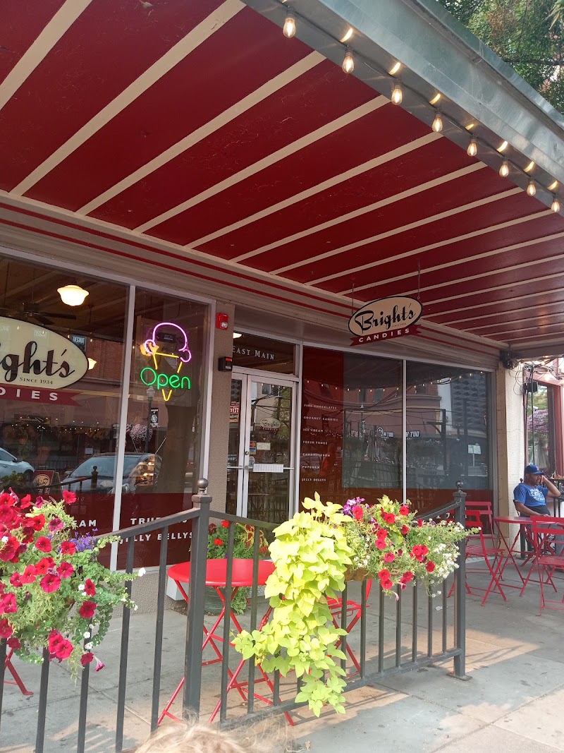 Bright's Candies photo 1