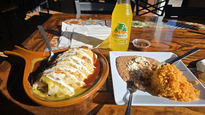 El Burrito Mercado photo 3