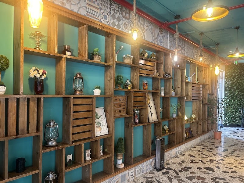 Qurnfel Lebanese Restaurant photo 6