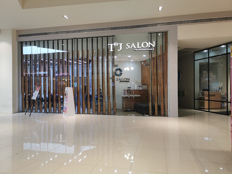 T & J Salon Proffesionals