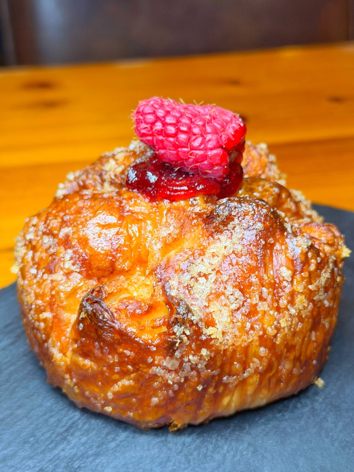 Roggenart European Bakery, Bistro & Cafe photo 3