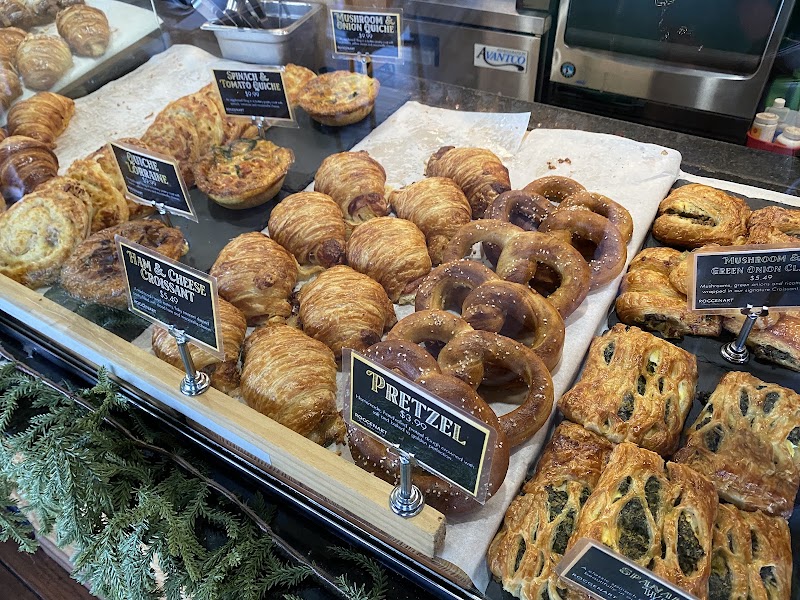 Roggenart European Bakery, Bistro & Cafe photo 4