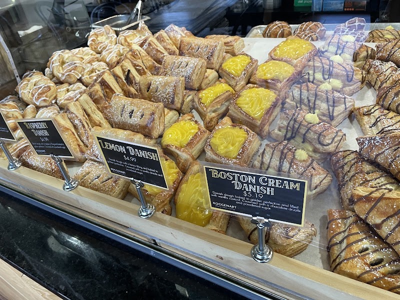 Roggenart European Bakery, Bistro & Cafe photo 3