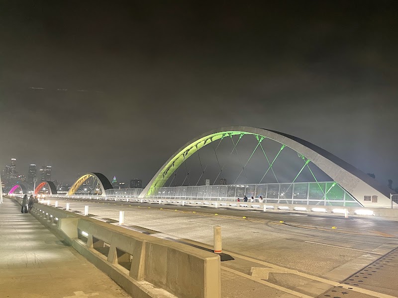 Sixth Street Viaduct