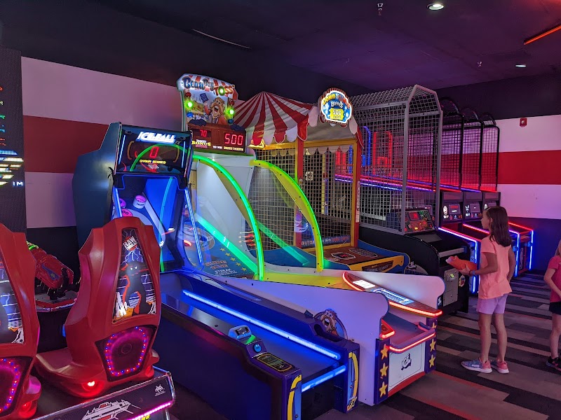 Lucky Strike Matthews photo 5