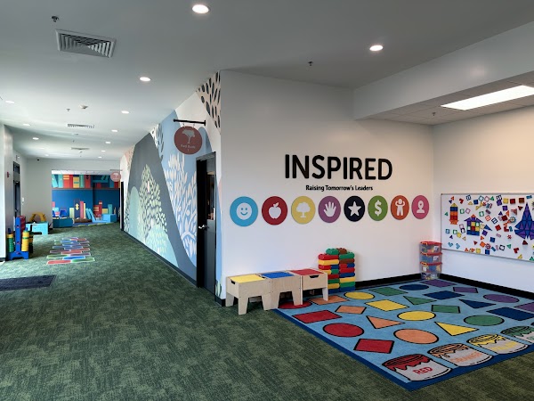 LEAFSPRING SCHOOL AT NORTON COMMONS exterior