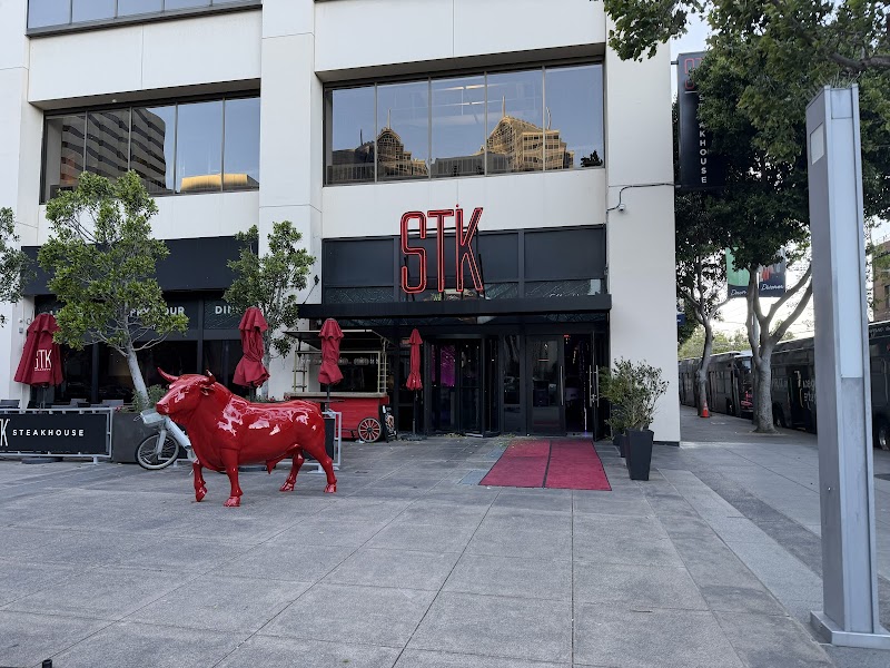 Prime Waterfront Setting at One Market Street