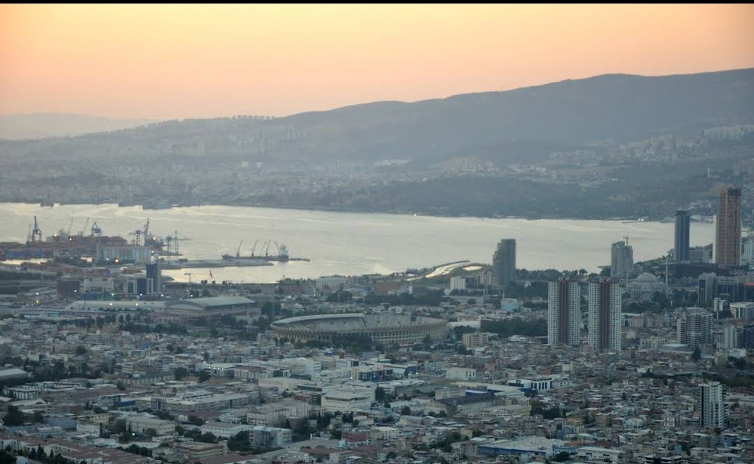 İzmir gece hayatı