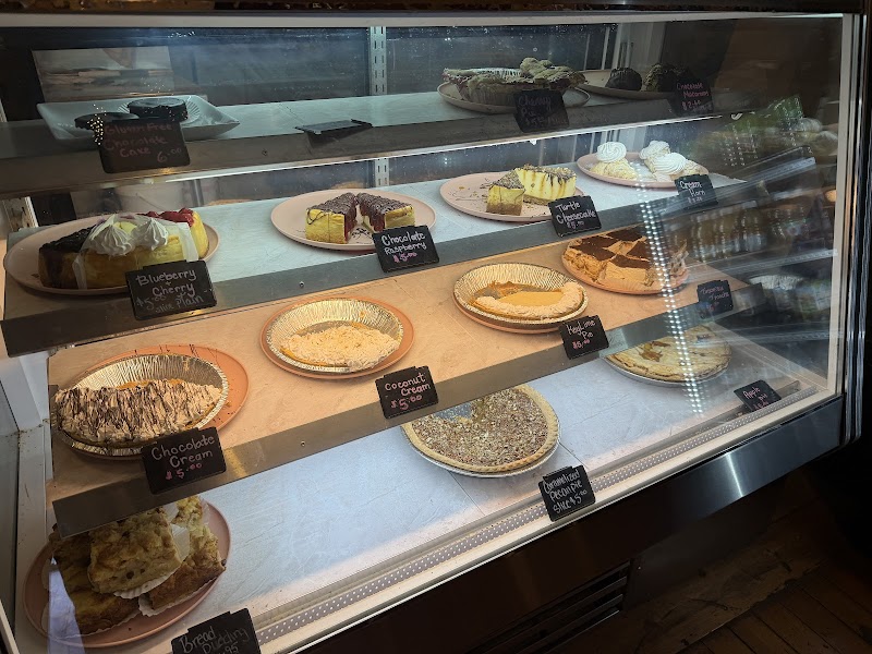 Aspen Leaf Bakery And Cafe photo 3