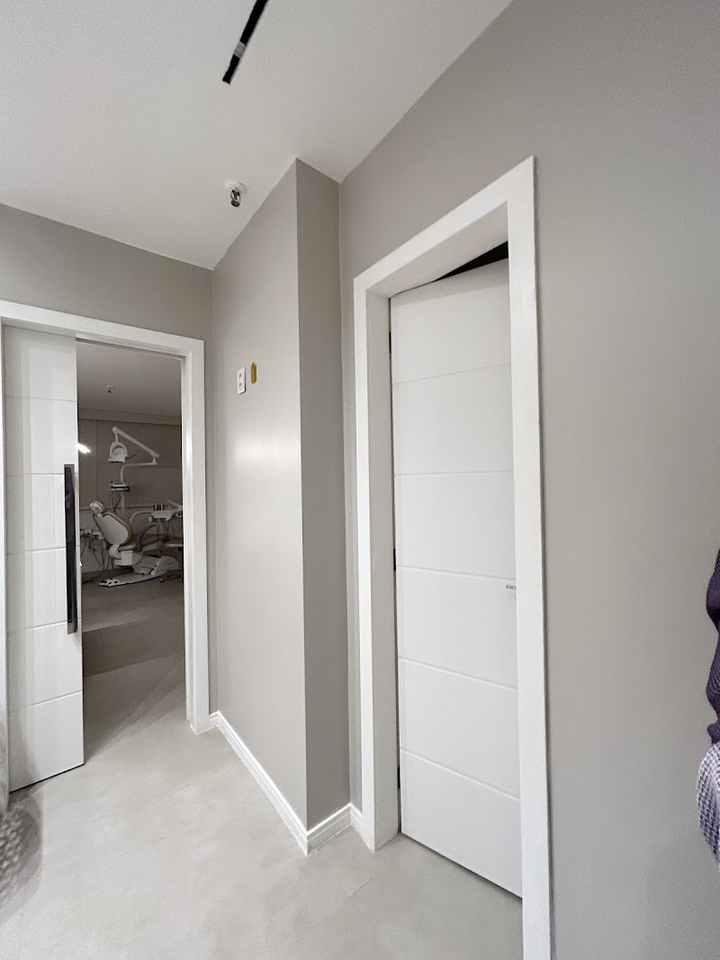 Anderson Oliveira - Dentista - Ortodontista - foto 3