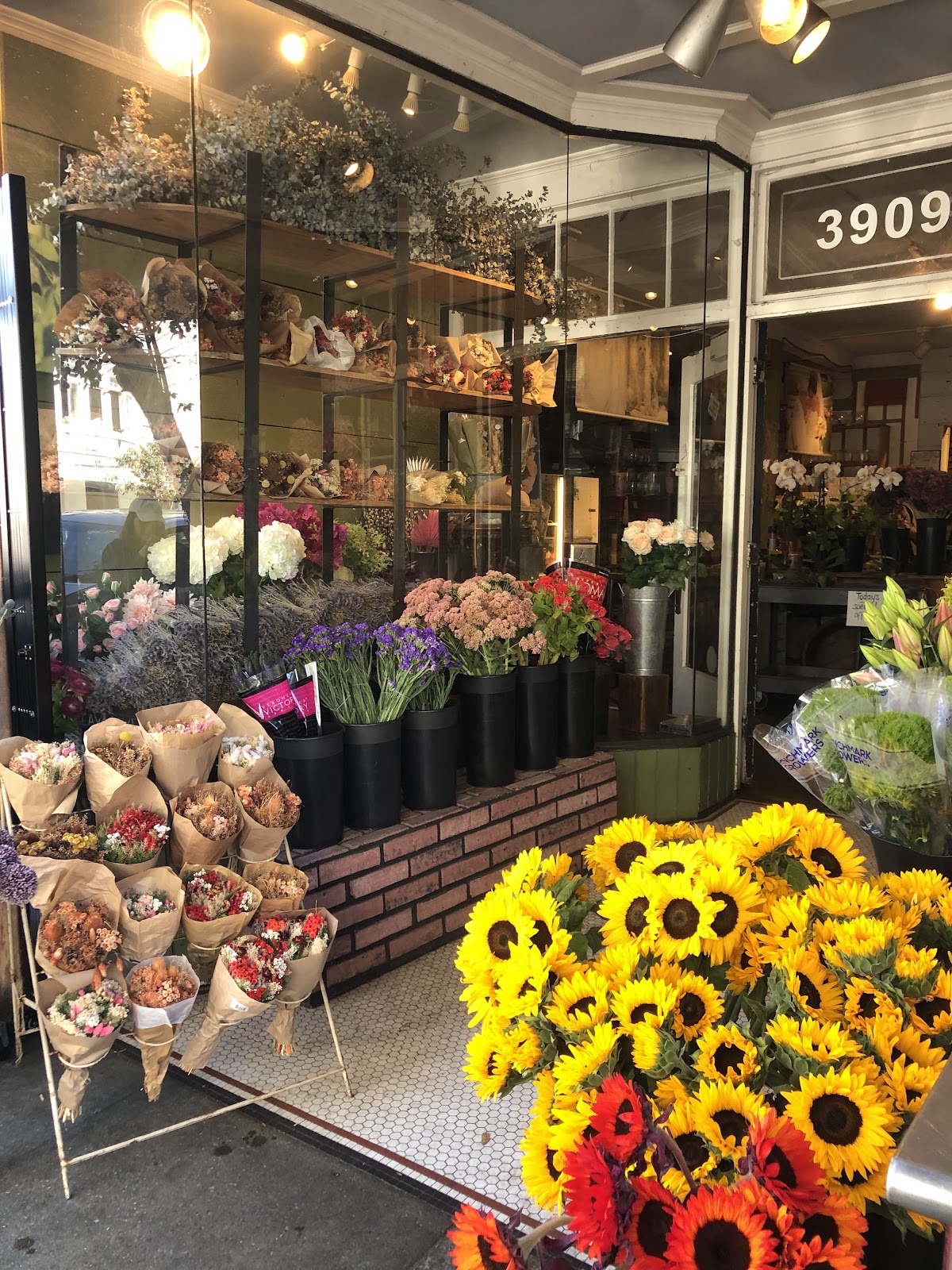Flowers of the Valley San Francisco: Google Places image 5