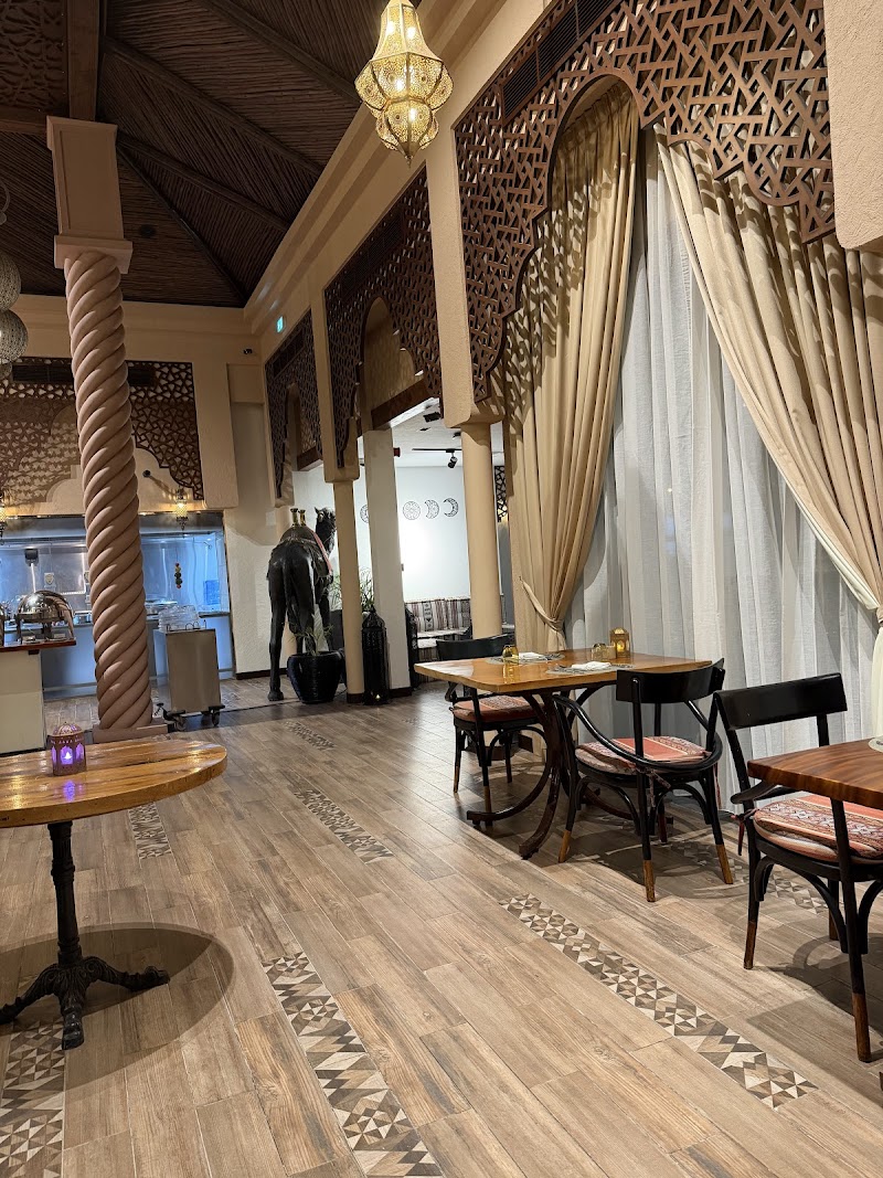 Qamar at Anantara World Islands Dubai Resort photo 1