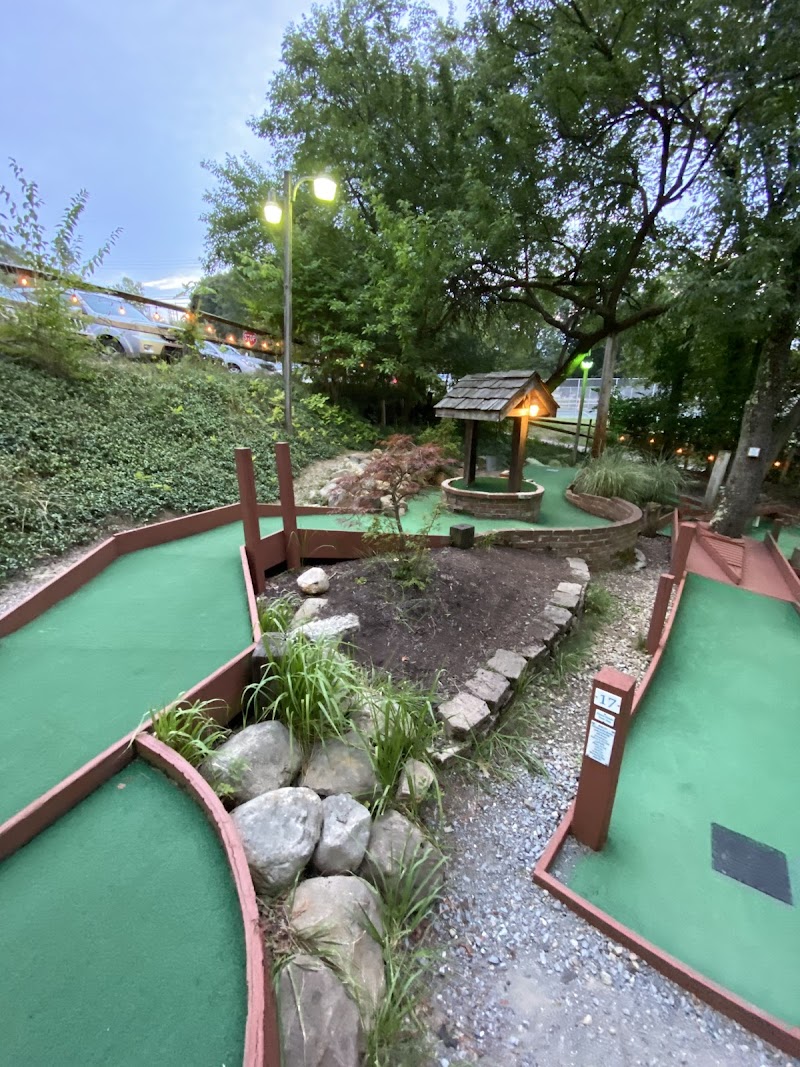 Forsythe Miniature Golf photo 2