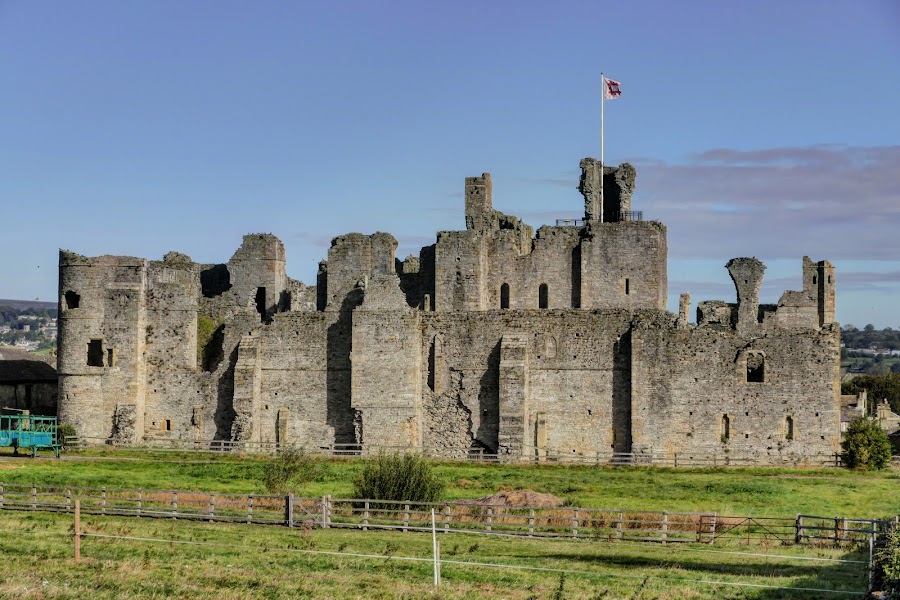 Middleham Castle