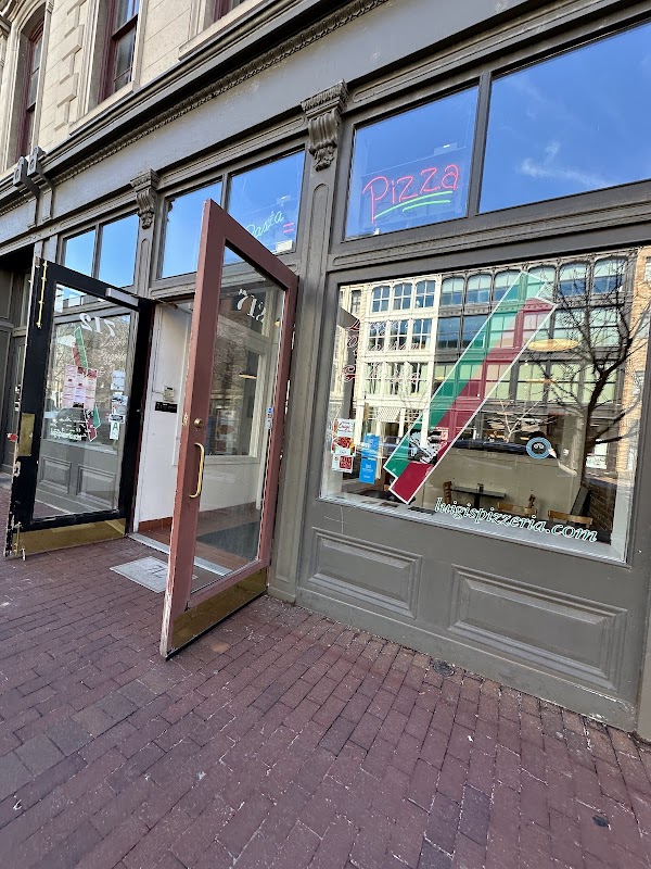 Photo by Adam Riemer